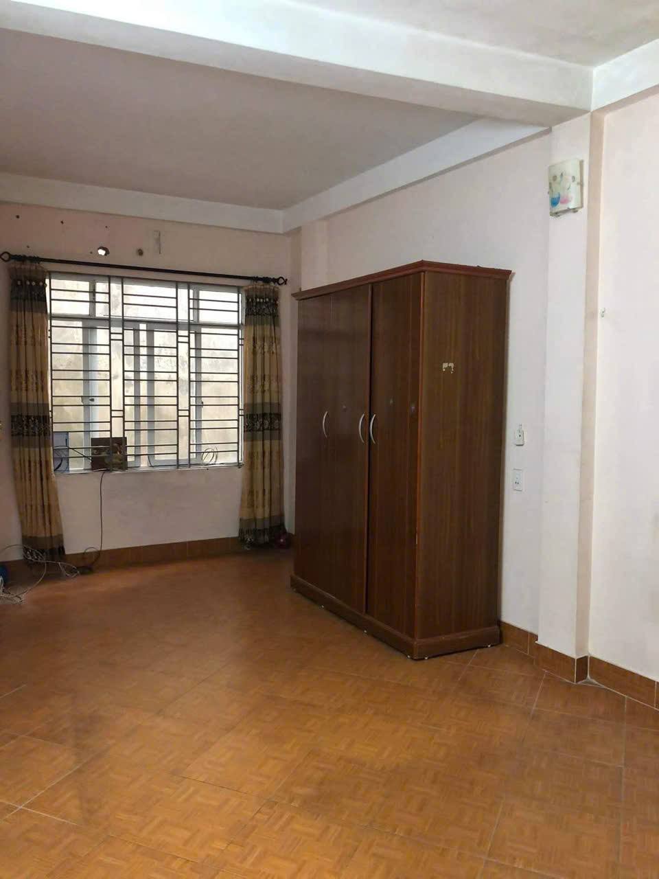 Cho thuê nhà ngõ 117 Trần Cung - Hoàng Quốc Việt - Cầu giấy  35m x 4T, 3PN3VS giá 10TR - Ảnh 2