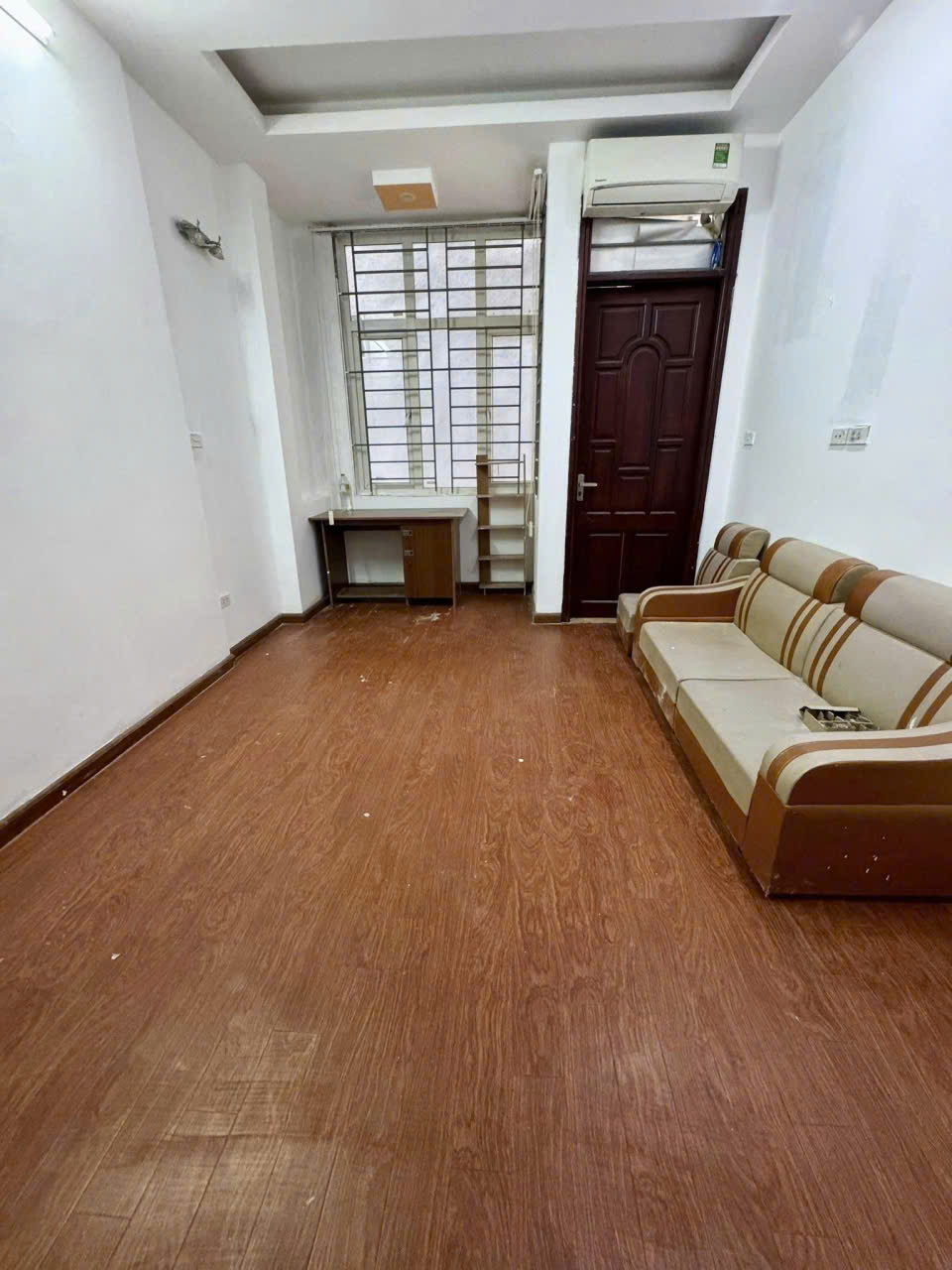 Cho thuê nhà  Nguyễn Khang, Cầu Giấy 35m x 5T, 3PN4VS giá 12TR, ở nhóm 6 bạn - Ảnh 2