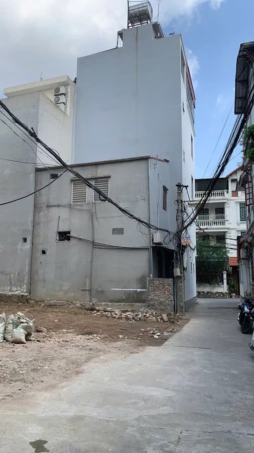 BÁN 80M2 ĐẤT PHỐ ĐỨC GIANG- LONG BIÊN MẶT TIỀN 6M X 9.3 TỶ. Ô TÔ VÀO ĐẤT. - Ảnh 2