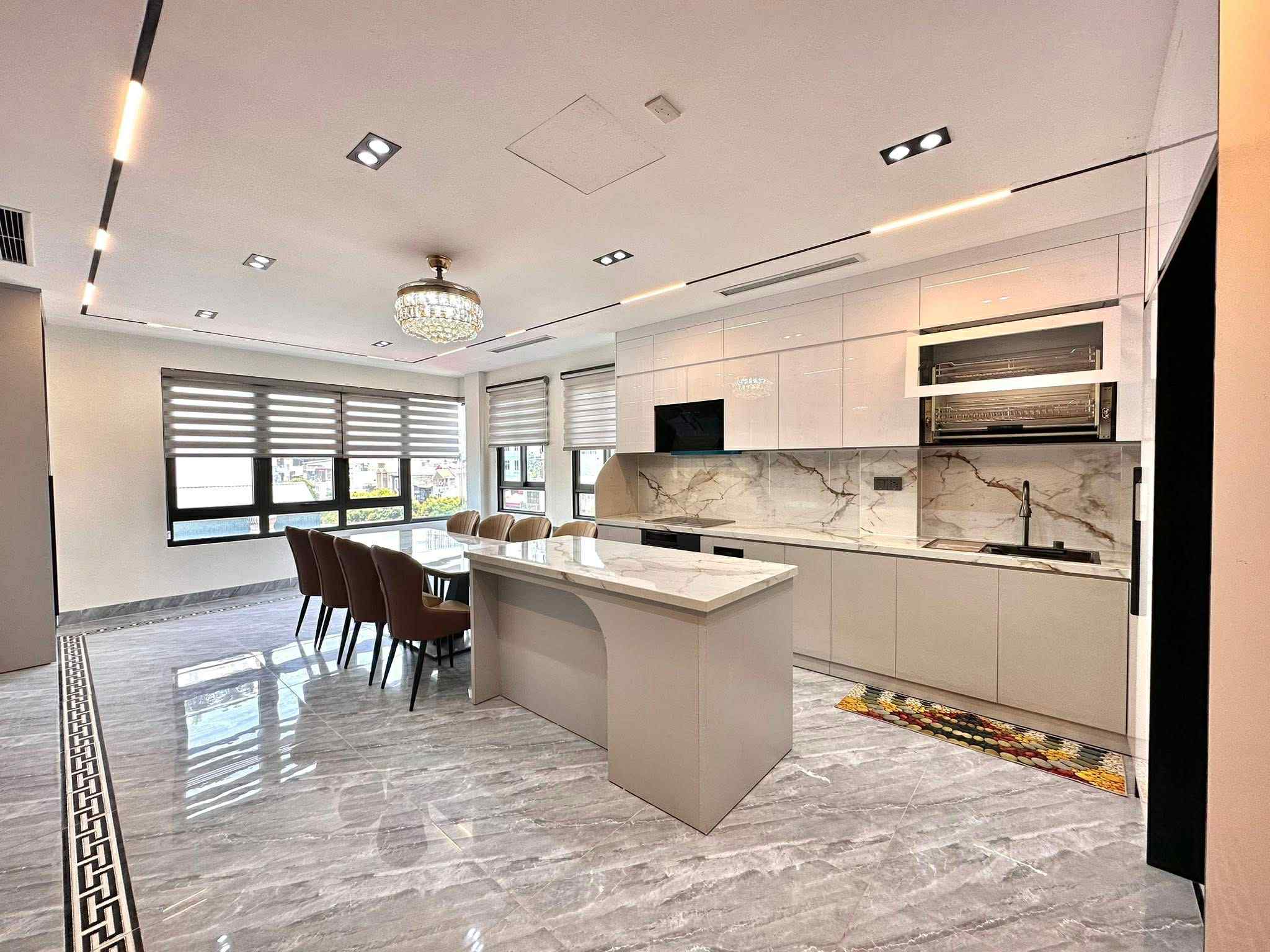 TÒA VP HẠNG A - 160M² - 8 TẦNG - VỊ TRÍ VÀNG TRẦN THÁI TÔNG - LIỀN KỀ DUY TÂN - THÀNH THÁI - Ảnh 2