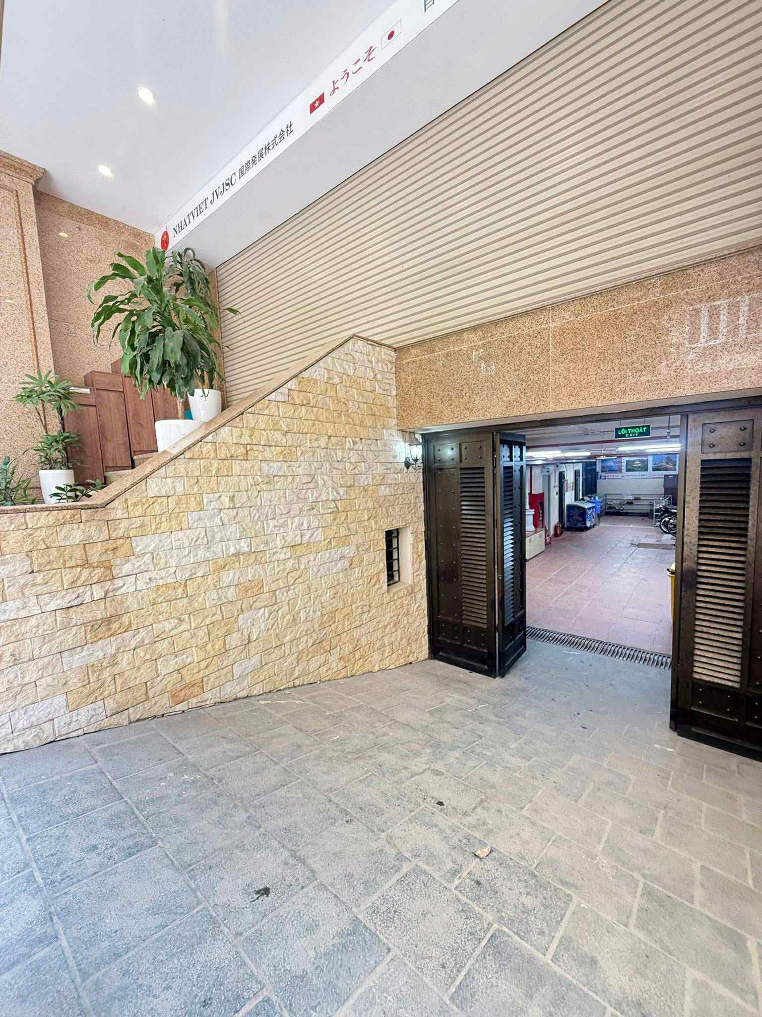 TÒA VP HẠNG A - 160M² - 8 TẦNG - VỊ TRÍ VÀNG TRẦN THÁI TÔNG - LIỀN KỀ DUY TÂN - THÀNH THÁI - Ảnh 3