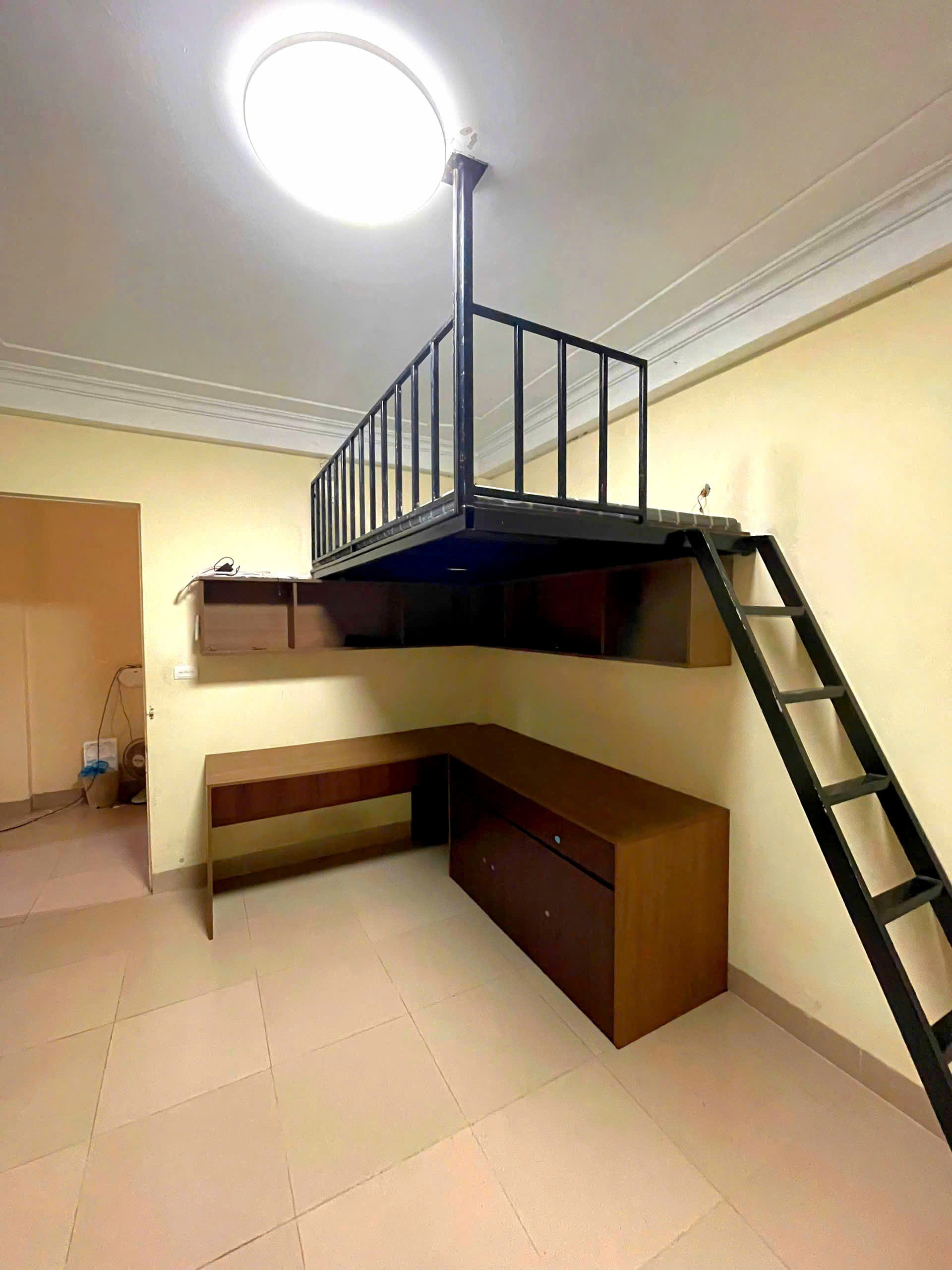 CHO THUÊ NHÀ TẠI TRIỀU KHÚC, HÀ NỘI CÒN DUY NHẤT 1 PHÒNG AI NHANH THÌ ĐƯỢC - Ảnh 1