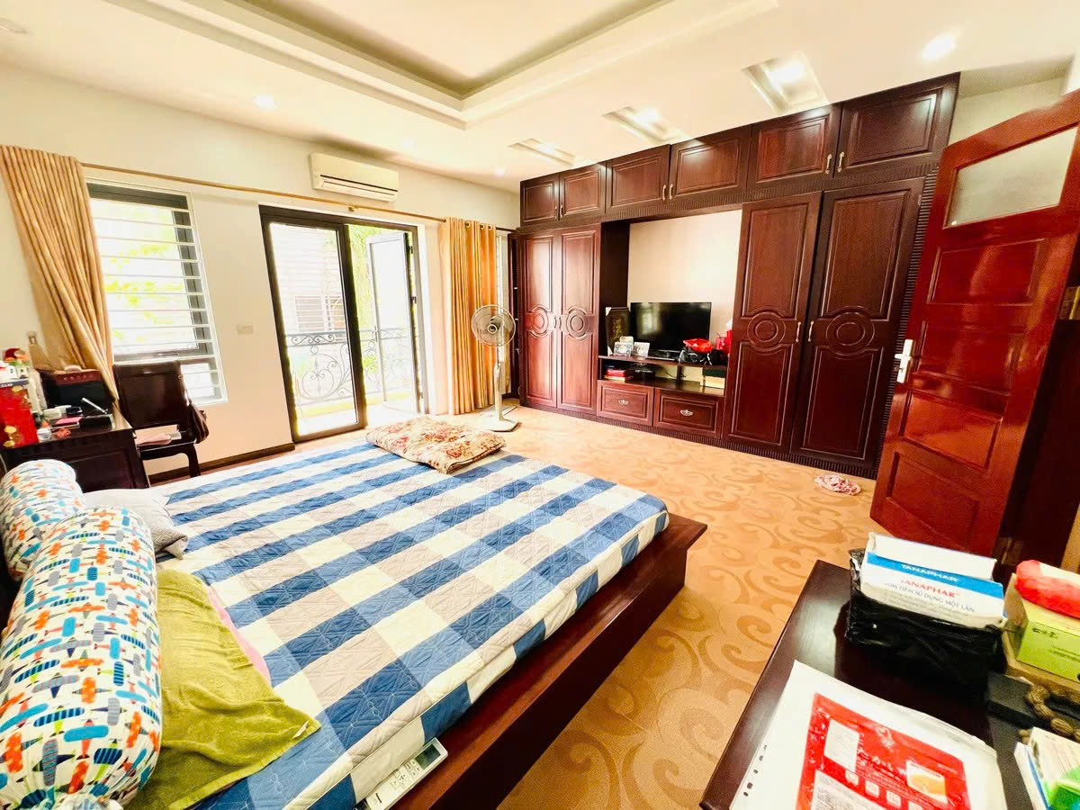 NHÀ ĐẸP GARA Ô ÔTÔ  Phố Bồ Đề 110m2 X 5 Tầng 30 tỷ Long Biên. - Ảnh 2