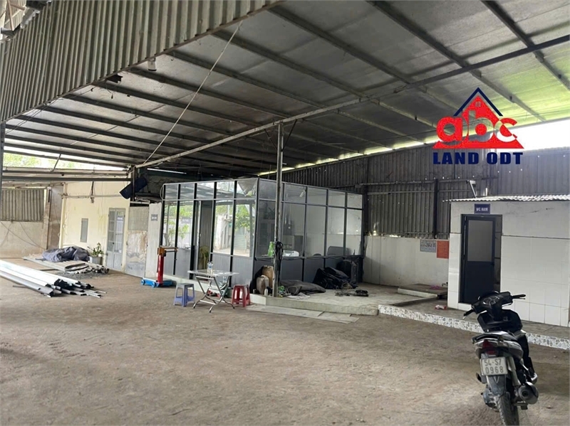 XT471 cho thuê nhà xưởng sản xuất ngoài khu, khung thép tiền chế phù hợp sản xuất - Ảnh chính