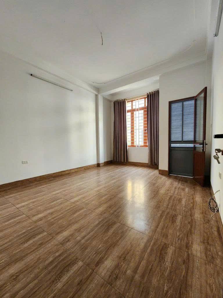 🏡 Nhà đẹp – Vị trí vàng tại Khu dịch vụ Hàng Bè, Kiến Hưng , Diện tích 50m, 5 tầng giá 12 tỷ - Ảnh 4