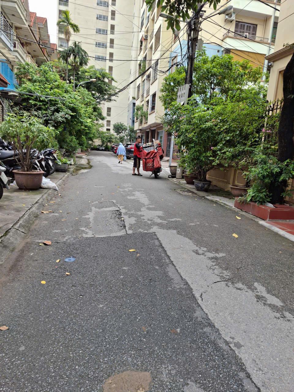 BÁN NHÀ CẦU GIÂY, ÔT VÀO NHÀ, KINH DOANG TỐT, 100MX 10M - Ảnh 1