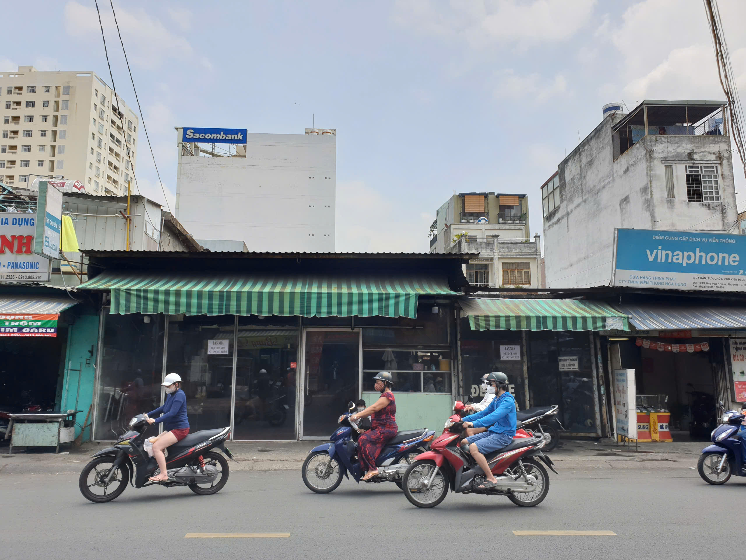 Chính Chủ Bán Mặt Tiền Ung Văn Khiêm, P.25, Q. Bình Thạnh. DT: (13.3 x 28m), Chỉ 52 Tỷ. Liên Hệ: - Ảnh chính