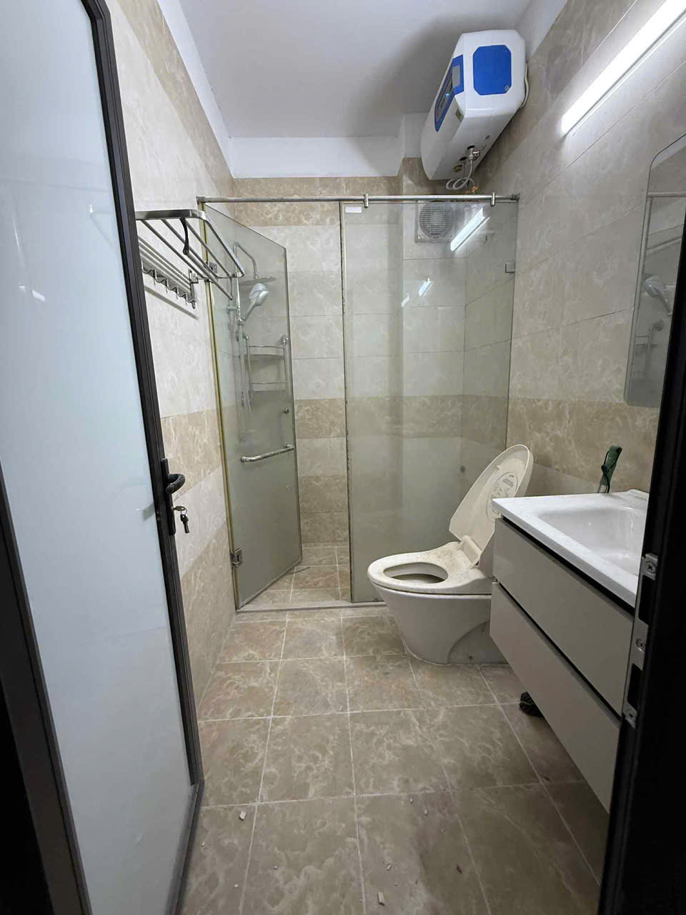 Bán nhà Lê Trọng Tấn - Phân lô vỉa hè rộng 60m xây 6 tầng thang máy kinh doanh sầm uất - Ảnh 4