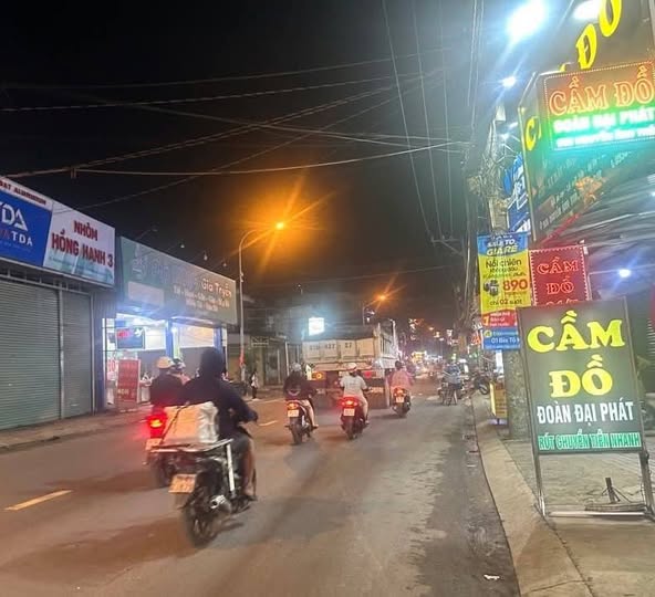 Mặt tiền 3 tầng 110m2 Nguyễn Ảnh Thủ Tân Thới Hiệp Quận 12 Hồ Chí Minh 16 tỷ - Ảnh 1