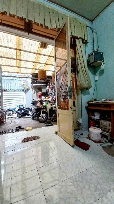 CÁCH MẶT TIỀN MAI VĂN VĨNH 2 CĂN NHÀ <br>NGANG 4 DÀI 15 <br>99 TRIỆU M - Ảnh 2