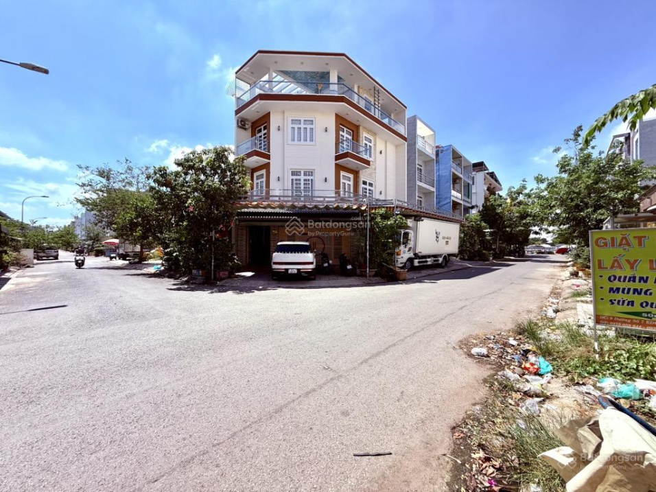 BÁN BIỆT THỰ LÔ GÓC 2 MẶT TIỀN - KDC HIỆN HỮU, QUẬN 8 - VỈA HÈ LÁT ĐÁ SANG TRỌNG - CHỈ 14.5 TỶ - Ảnh chính