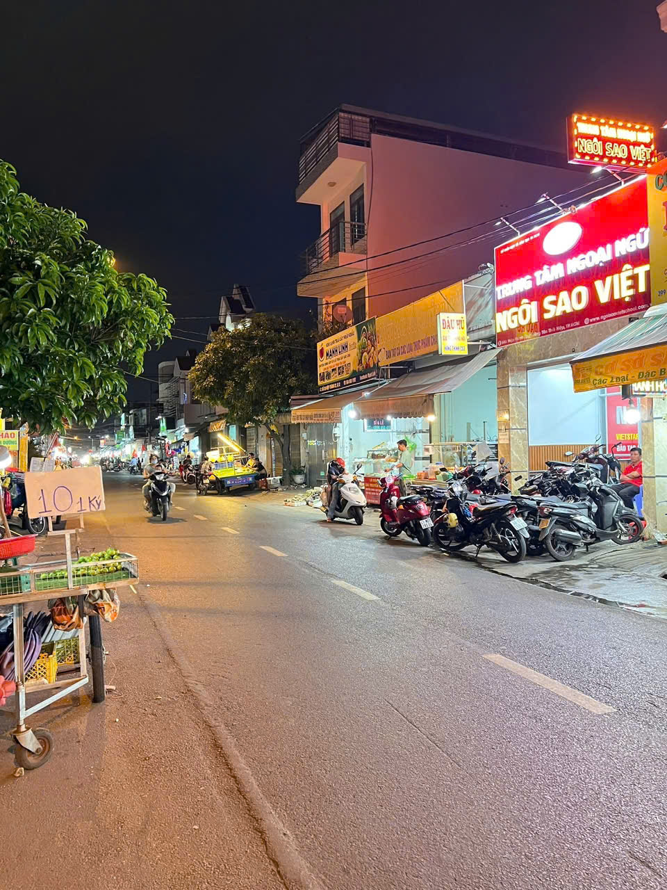 NHÀ ĐẸP 3 TẦNG – MĂT TIỀN CHỢ KINH DOANH HIỆP THÀNH QUẬN 12  9,8 TỶ - Ảnh chính