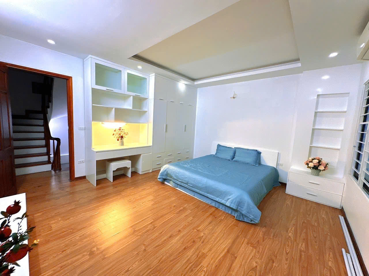 🔥 Nhà Đẹp Nghĩa Đô – 40m² – 2 Thoáng – Sổ Vuông – Ngõ Ô Tô Tránh – Chỉ 11,5 Tỷ - Ảnh 3