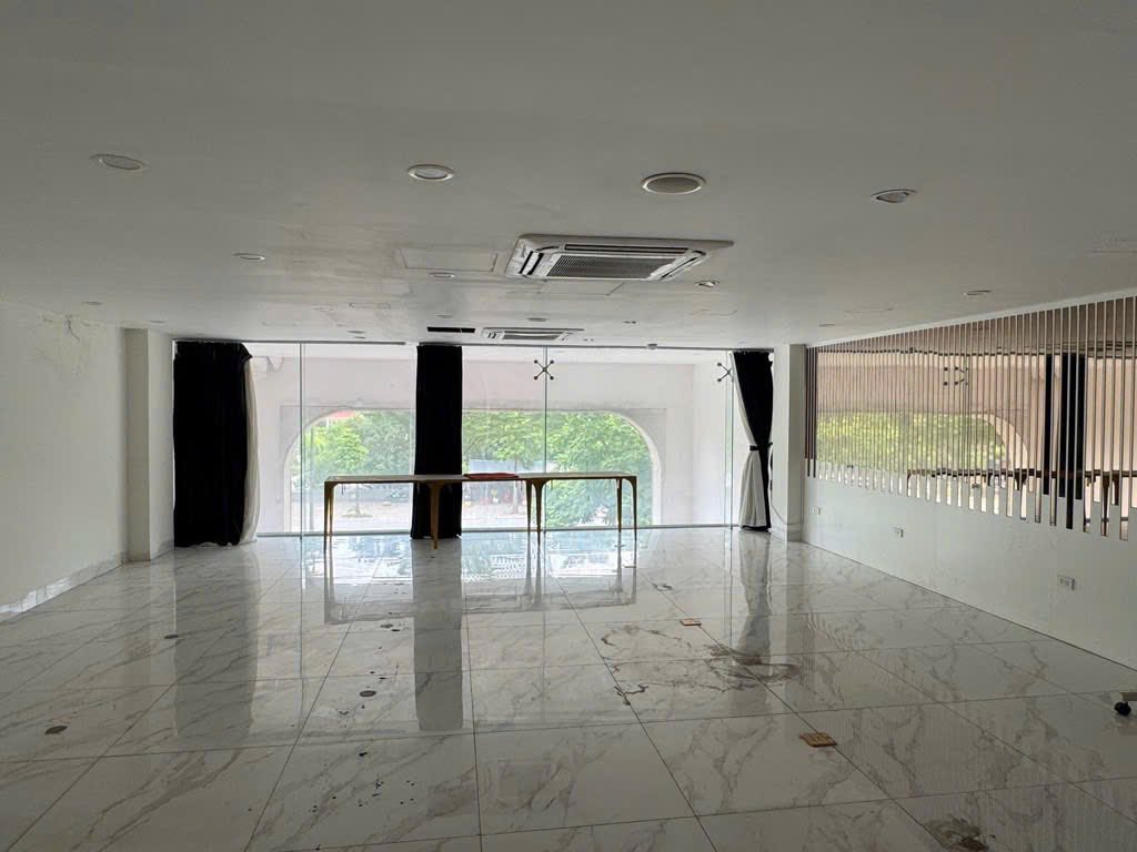 CỰC HIẾM-TÒA BUILDING-Mặt Phố Trần Vỹ (Mai Dịch) 120m/10T Thang máy, MT 8m 90 Tỷ - Ảnh 4