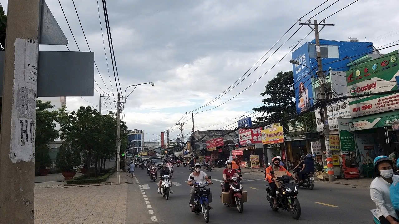 Bán nhà 5 tầng 6.3x40m giá 32 tỷ Đường Tô Ký - Ảnh 1