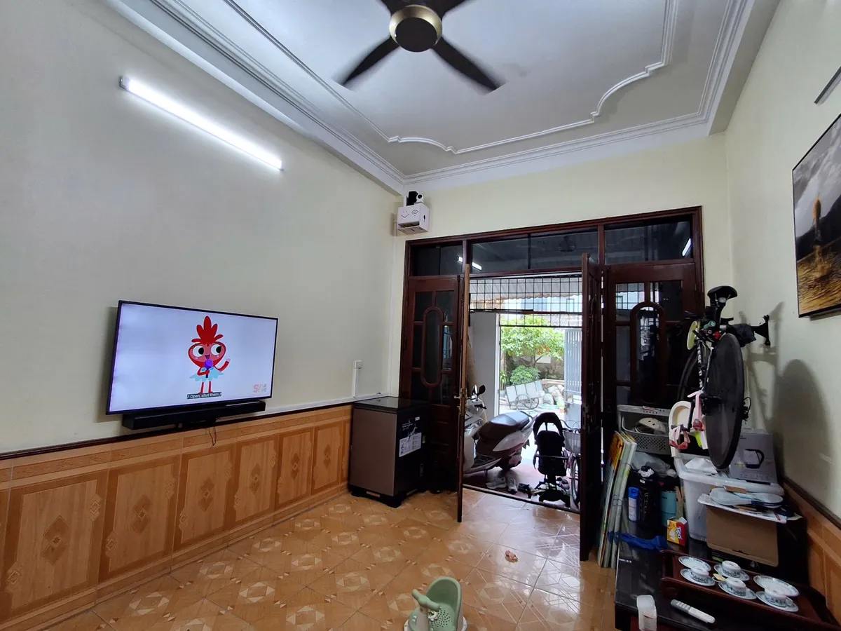 NHÀ ĐẸP DÂN XÂY khu phân lô Quân Đội 918 Phúc Đồng 50m2 ,12.99 Tỷ Long Biên. - Ảnh 2