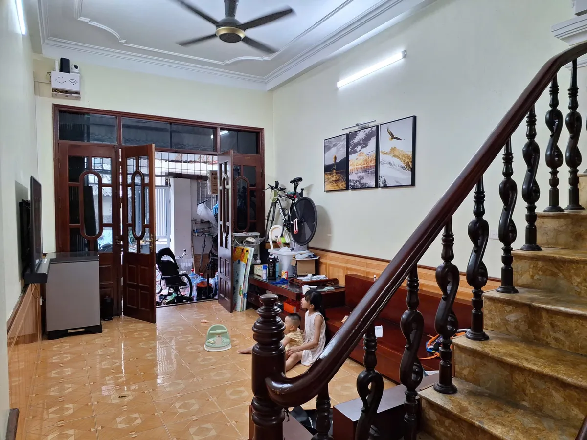 NHÀ ĐẸP DÂN XÂY khu phân lô Quân Đội 918 Phúc Đồng 50m2 ,12.99 Tỷ Long Biên. - Ảnh 3