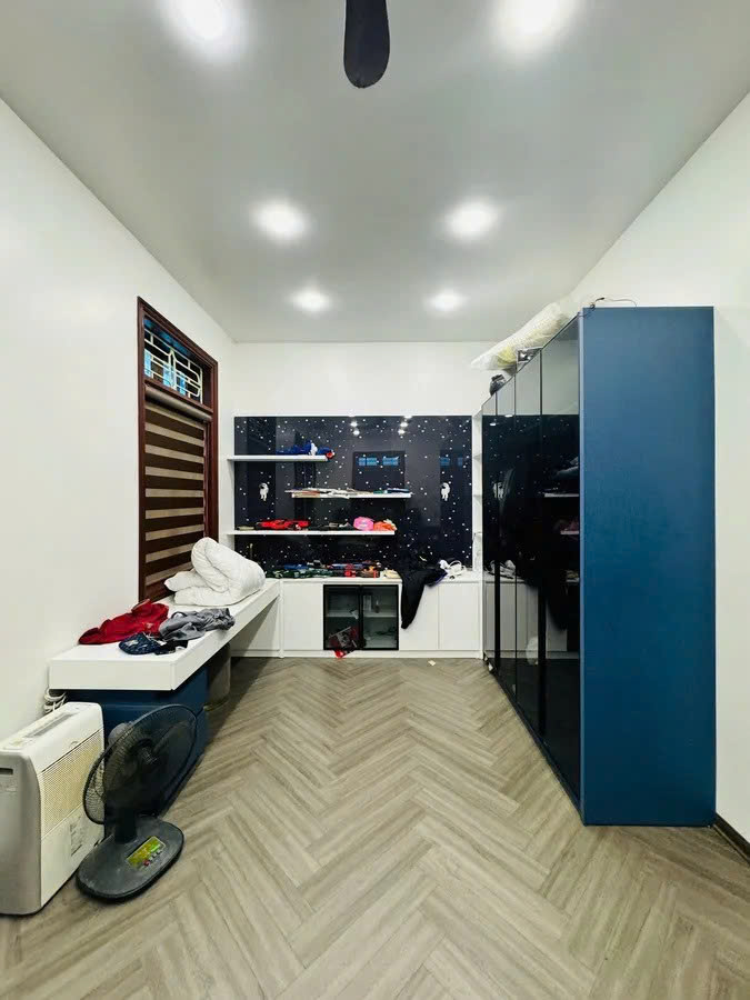 BIỆT THỰ SÂN VƯỜN MẶT PHỐ Ngọc Thụy 200m2 X 4 tầng, mặt tiền 12m, 25 tỷ Long Biên. - Ảnh 4