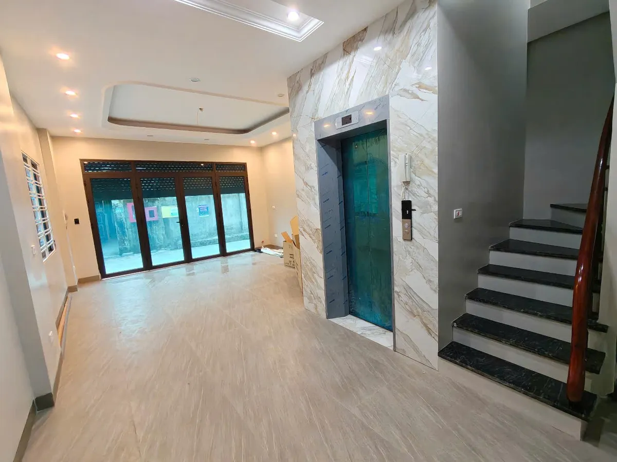 NHÀ ĐẸP Ô TÔ VÀO NHÀ TRUNG TÂM Phố Cổ Linh 45m2 X 6 tầng X 13.2 tỷ Long Biên Hà Nội. - Ảnh 2