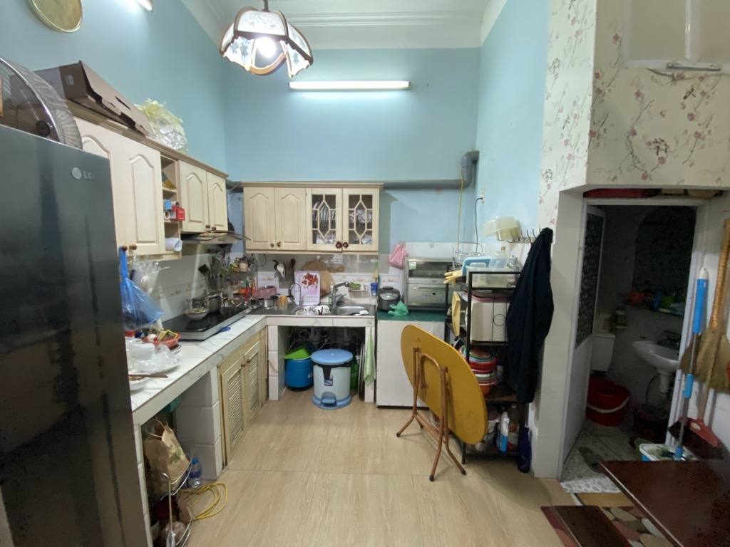 NHÀ TRUNG TÂM CẦU GIẤY GẦN PHỐ - VỊ TRÍ ĐẸP 50M RA PHỐ - NGÕ BA GÁC _ 5 TẦNG 6 NGỦ– 47M2 – 12 TỶ - Ảnh 2