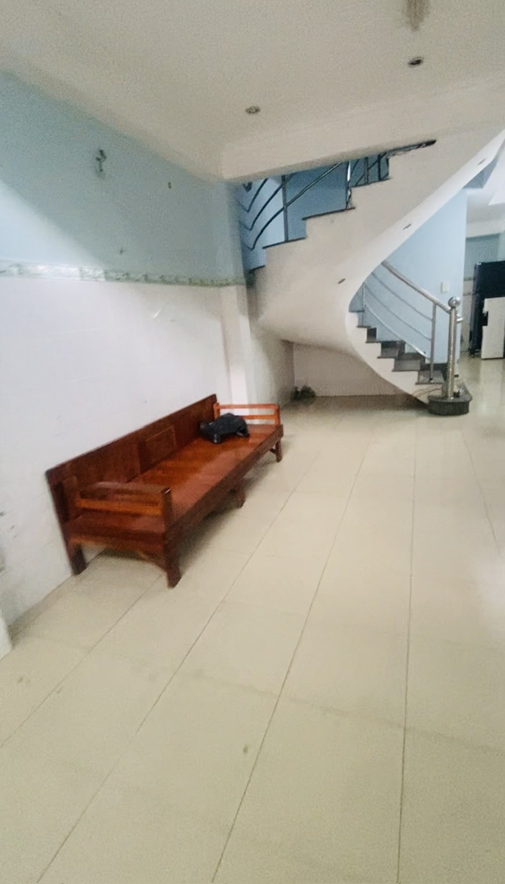 VIP HXH PHẠM VĂN HAI, 56M² 4 TẦNG 4PN, KHU KINH DOANH ĐỈNH, CHỈ 9.7T! - Ảnh 2