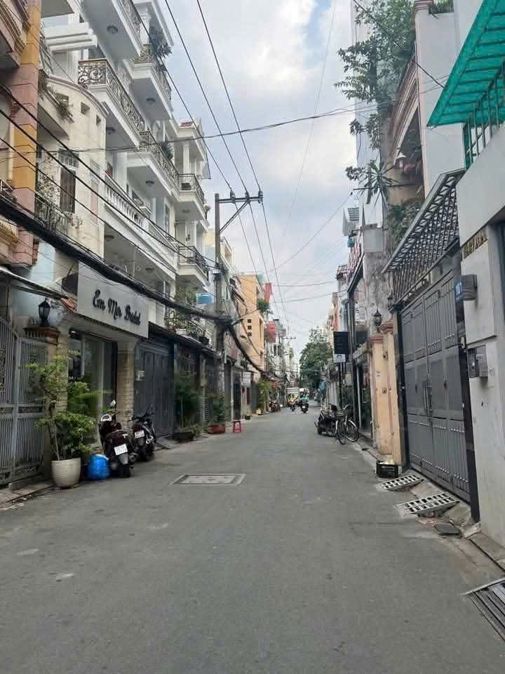 🌹NHÀ ĐẸP QUANG TRUNG GV - KHU PHÂN LÔ - Ô TÔ VÀO NHÀ - 50M2 - 4 TẦNG CHỈ 6.X TỶ - FULL NỘI THẤT - Ảnh chính