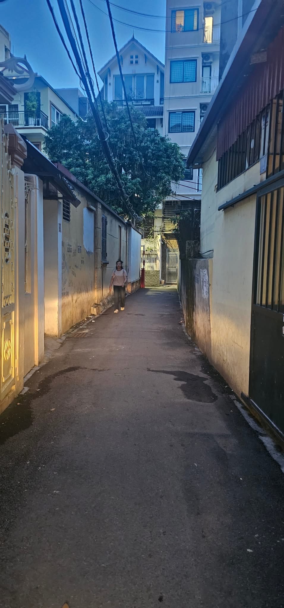 DUY NHẤT 1 CĂN, NGÕ 123, VÕ CHÍ CÔNG, XUÂN LA: 33/40M X5T, MT 4M, GIÁ 6,7 TỶ. - Ảnh chính