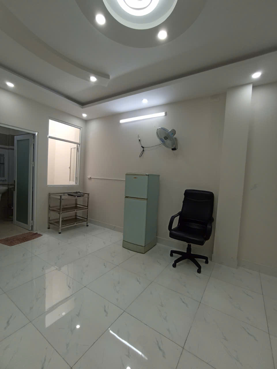 PHÒNG FULL NỘI THẤT  QUẬN 12  GIỜ GIẤC TỰ DO CHỈ 3,2 TRIỆU/ THÁNG - Ảnh chính