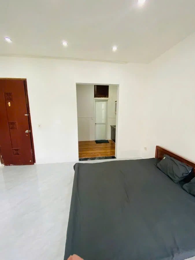 BÁN NHÀ Ngõ 472 Lạc Long Quân, Phường Nhật Tân, Tây Hồ - Hà Nội - Ảnh 1