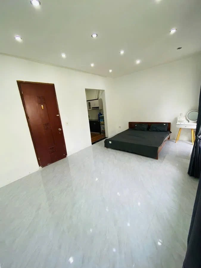 BÁN NHÀ Ngõ 472 Lạc Long Quân, Phường Nhật Tân, Tây Hồ - Hà Nội - Ảnh 2