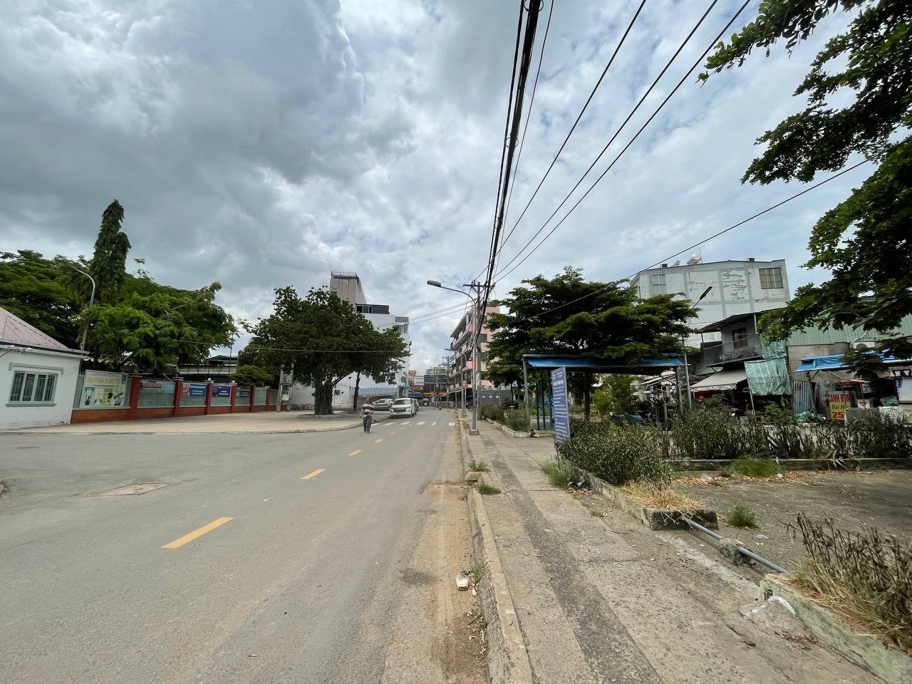 Bán nhà 105m2 - Ngang 5m - Mặt Tiền Đường Đặng Thế Phong, Tân Phú - Ảnh chính