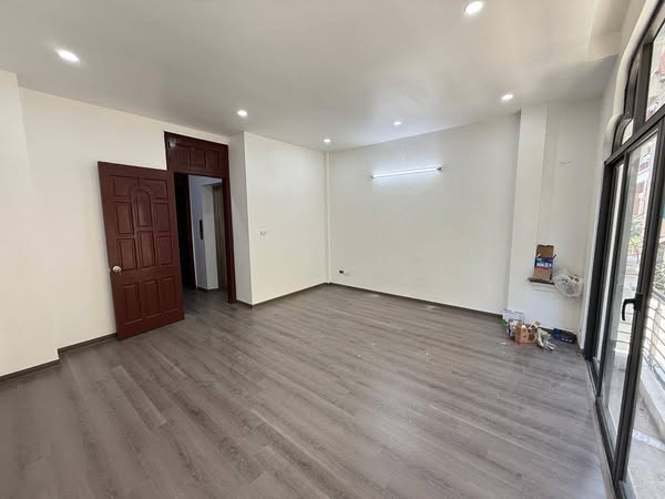 Bán nhà đẹp phân lô phố Phạm Tuấn Tài, Cầu Giấy 8 tầng, mặt tiền 5m, diện tích 52m2 - Ảnh chính