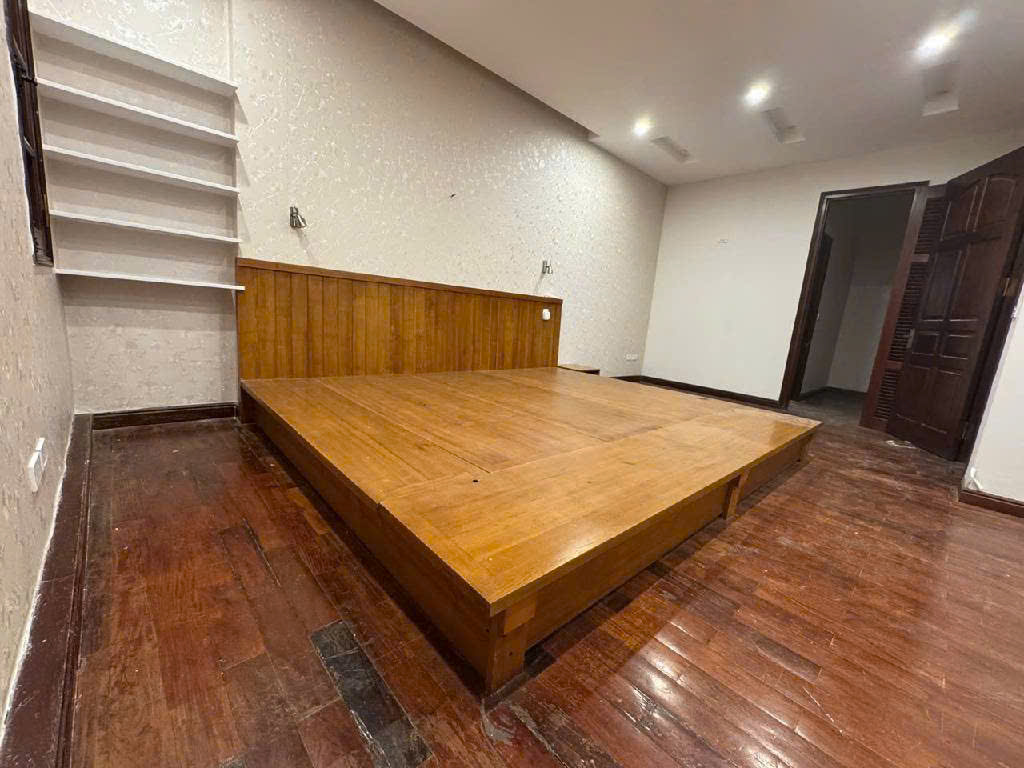 (Hiếm) Nhà phố Tây Hồ- Quảng An, nhà dân xây - phố người nước ngoài ở , 73m2 giá 19 tỷ. - Ảnh 3