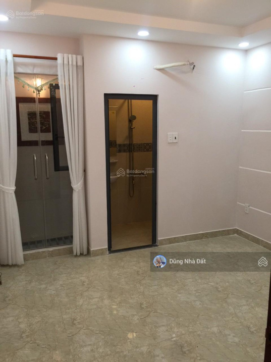Siêu phẩm HXH Đinh Bộ Lĩnh DT: 4.2x16m, KC: 3T, giá: 8.7 TL BX Miền Đông, xe hơi ngủ trong nhà - Ảnh 1
