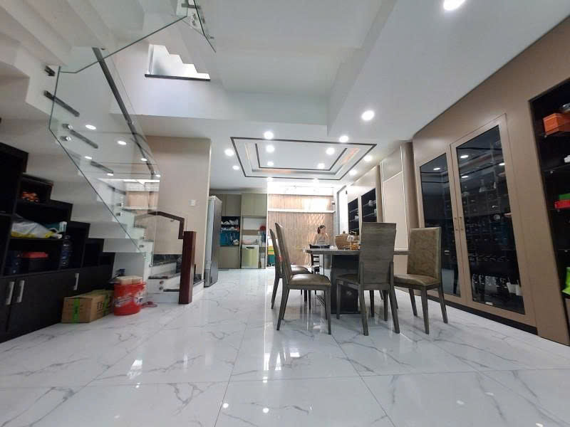 Bán nhà Hẻm 8m 496/ Dương Quảng Hàm - thông Lê Đức Thọ, 6x25m 5 Tầng, 6PN, 16,9 tỷ - Ảnh 3
