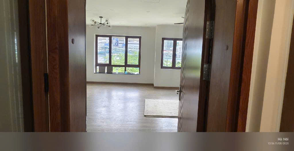MẶT PHỐ NGUYỄN CÔNG HOAN – 71,6m² – MT 5,4m – 36,5 TỶ – 3 MẶT THOÁNG – SỔ VUÔNG ĐÉT - Ảnh 1