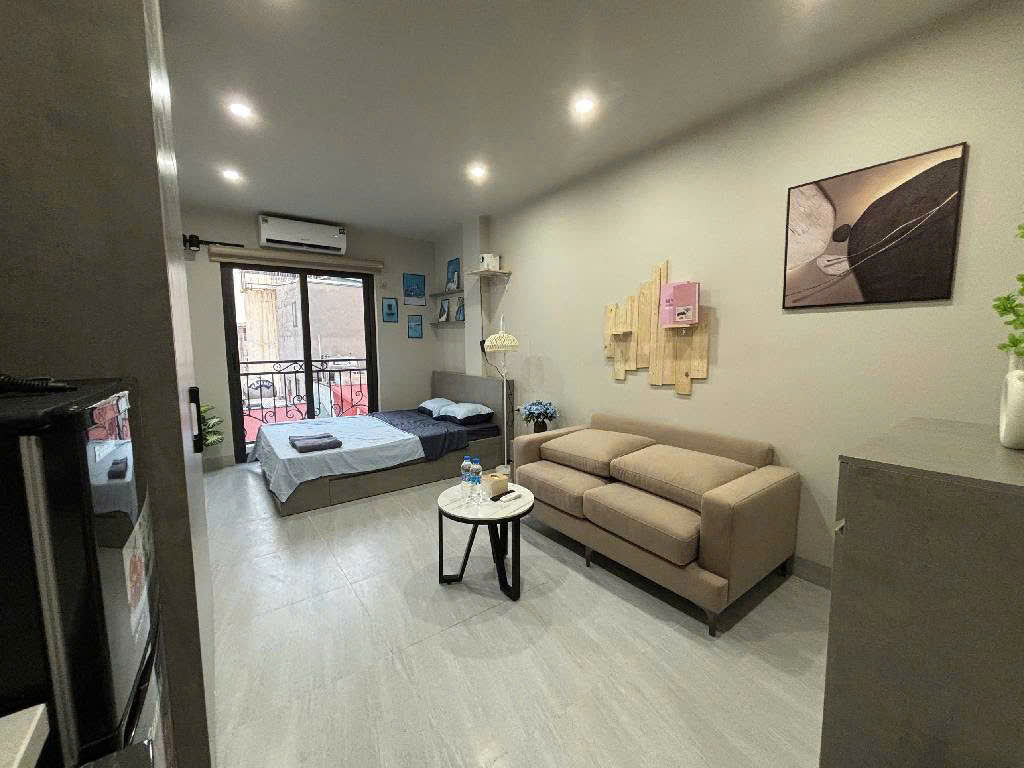 (Tin thật 100%) Bán tòa CHDV - Homestay ở phố Mễ Trì - Ô tô vào nhà - Cách phố 35m - DT 1,65 tỷ/năm - Ảnh 1