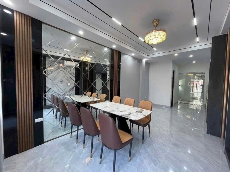 SIÊU PHẨM HOA LÂM – THANG MÁY XỊN – NHÀ ĐẸP HIẾM BÁN - Ảnh 1