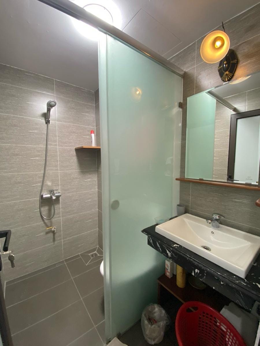 Bán nhà phố Mai Anh Tuấn kinh doanh, ô tô 45m 4 tầng mặt tiền 4,5m giá chào 15 tỷ - Ảnh 2