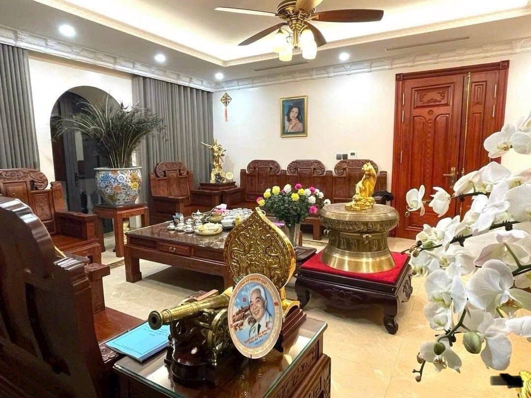 Nhà Liễu Giai, 52m², 5 tầng, ô tô đỗ cửa, chỉ 13.6 tỷ – cơ hội vàng để ở và giữ tiền - Ảnh 1