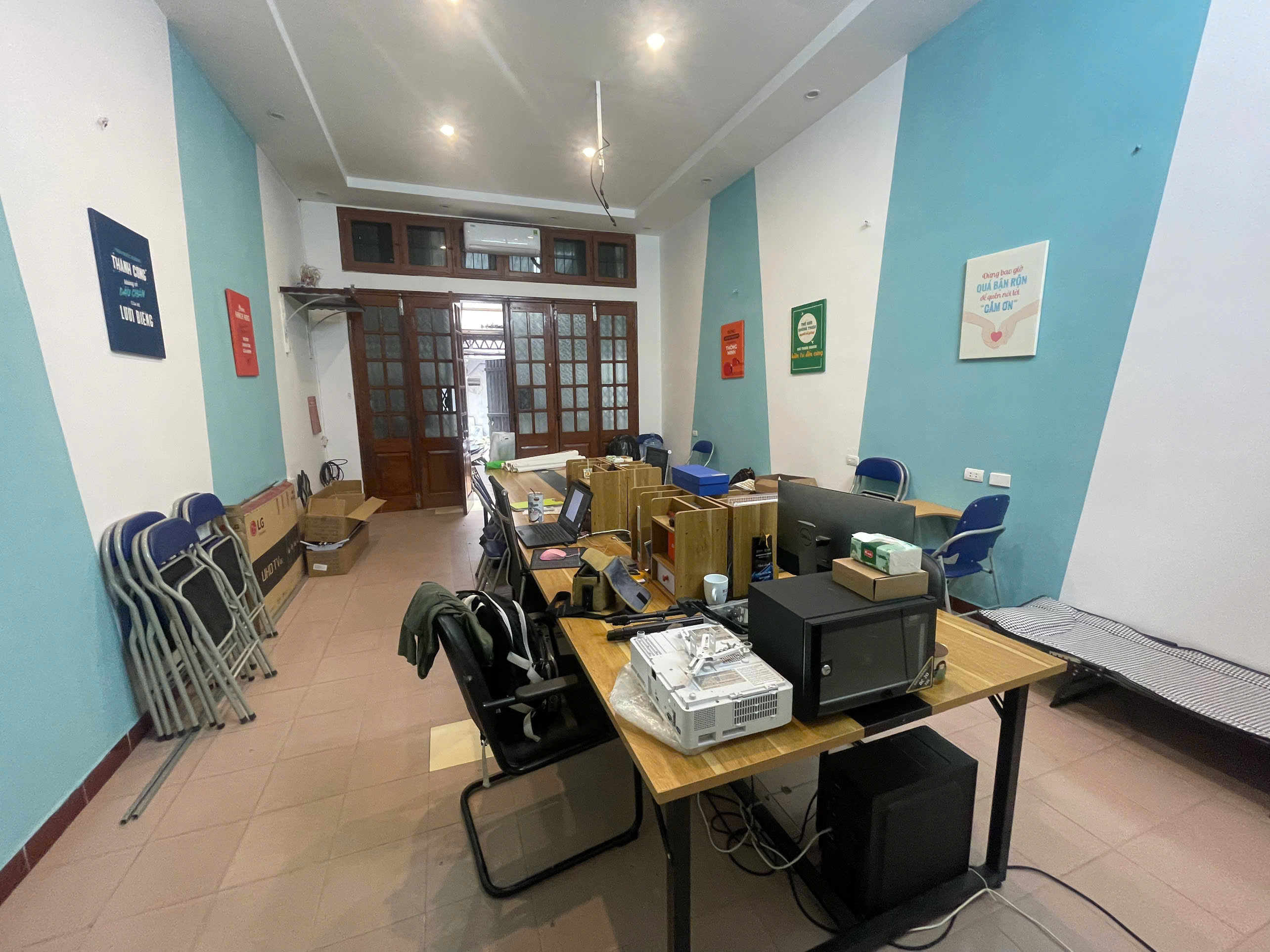 Bán nhà Ngô Gia Tự, Long Biên 115m2 mặt tiền 5m, ngõ thông, ô tô tránh, kinh doanh văn phòng - Ảnh 1