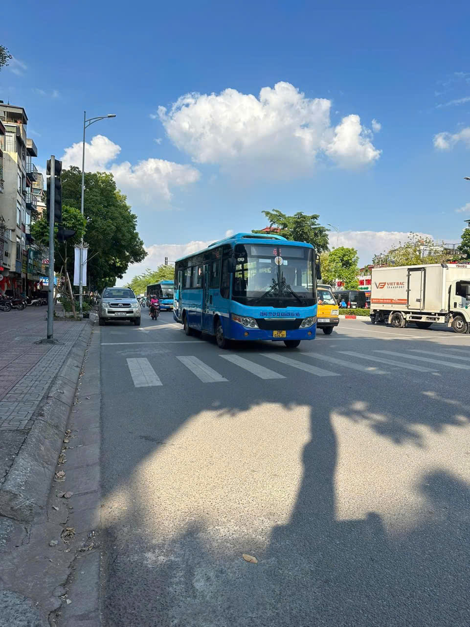 Bán nhà Ngô Gia Tự, Long Biên 115m2 mặt tiền 5m, ngõ thông, ô tô tránh, kinh doanh văn phòng - Ảnh 4