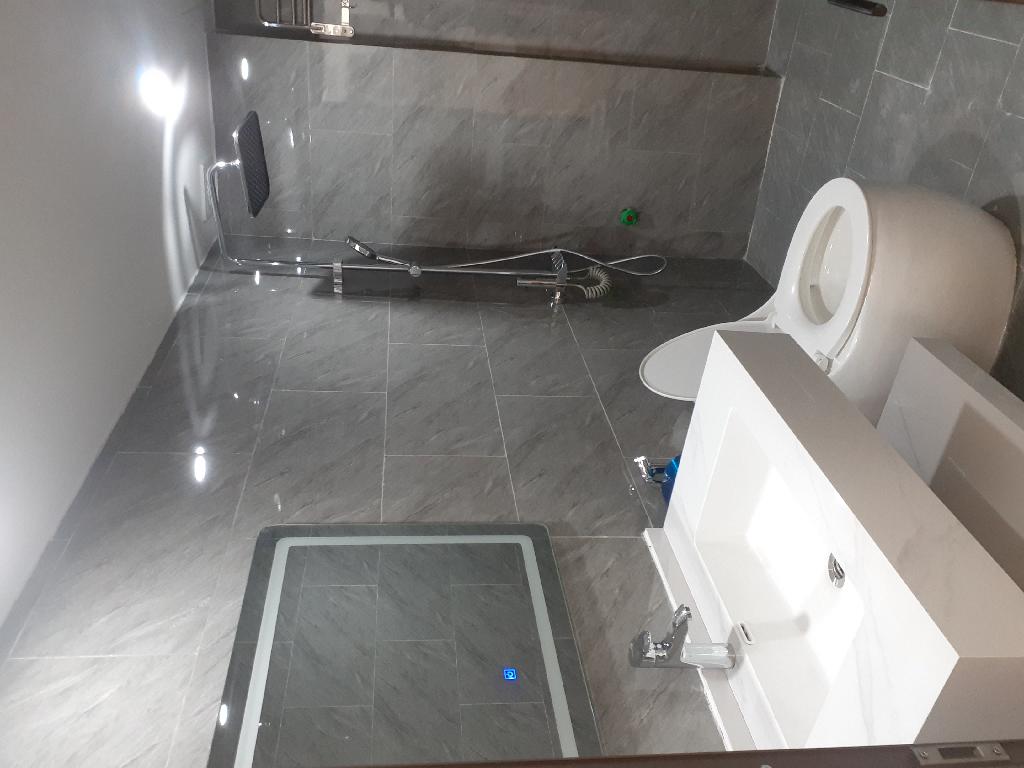 NHÀ MỚI–NỘI THẤT ĐẸP–XÂY CHẮC CHẮN – NGÕ THÔNG – CÁCH 20M RA Ô TÔ_ 5 TẦNG – 31M2-9,5 TỶ. - Ảnh 2