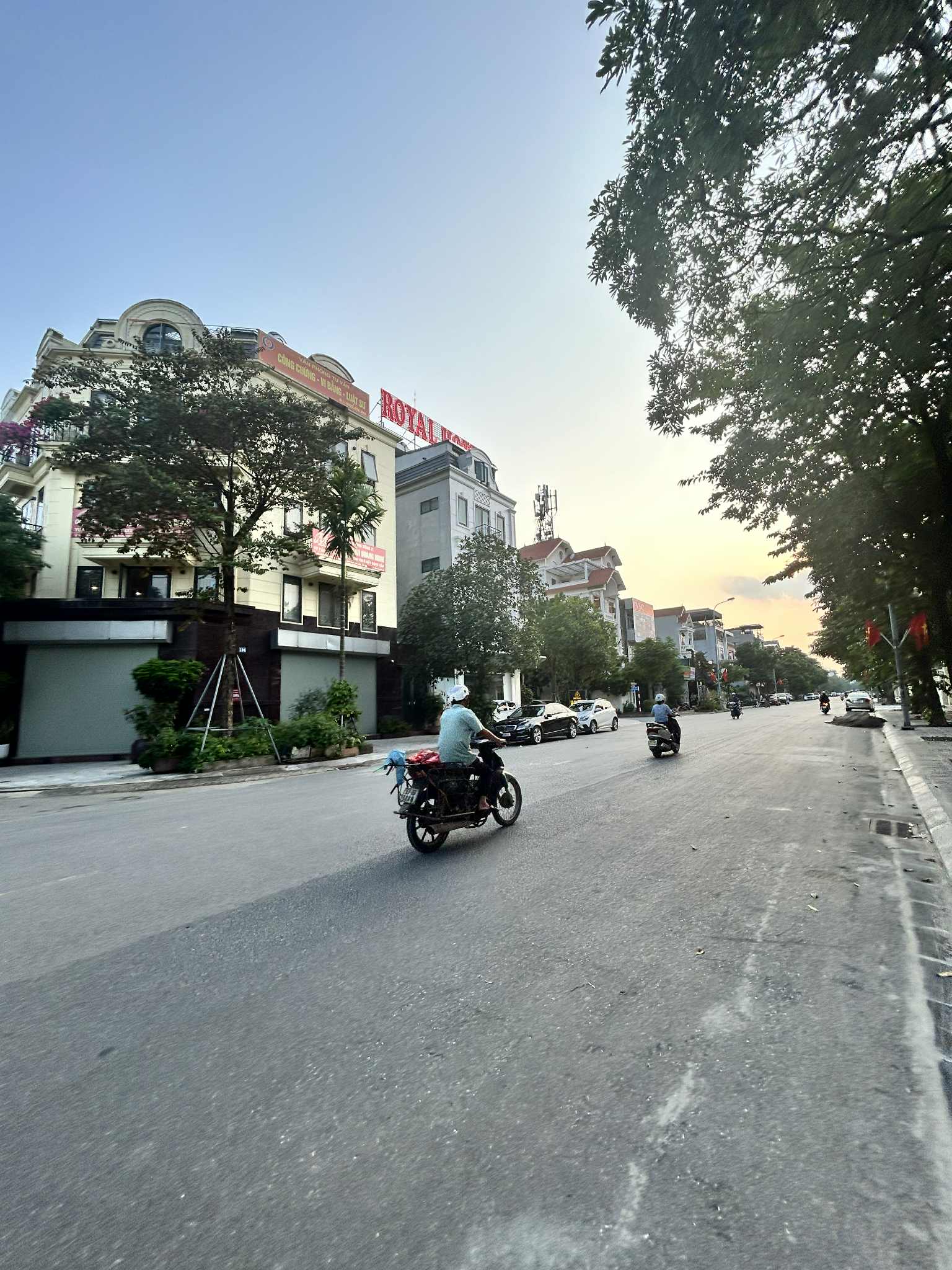 Bán nhà phố Thuận An/Trâu Quỳ/Gia Lâm(hiếm),4 tầng mặt tiền 6m áp góc,gần hồ điều hòa - Ảnh 2