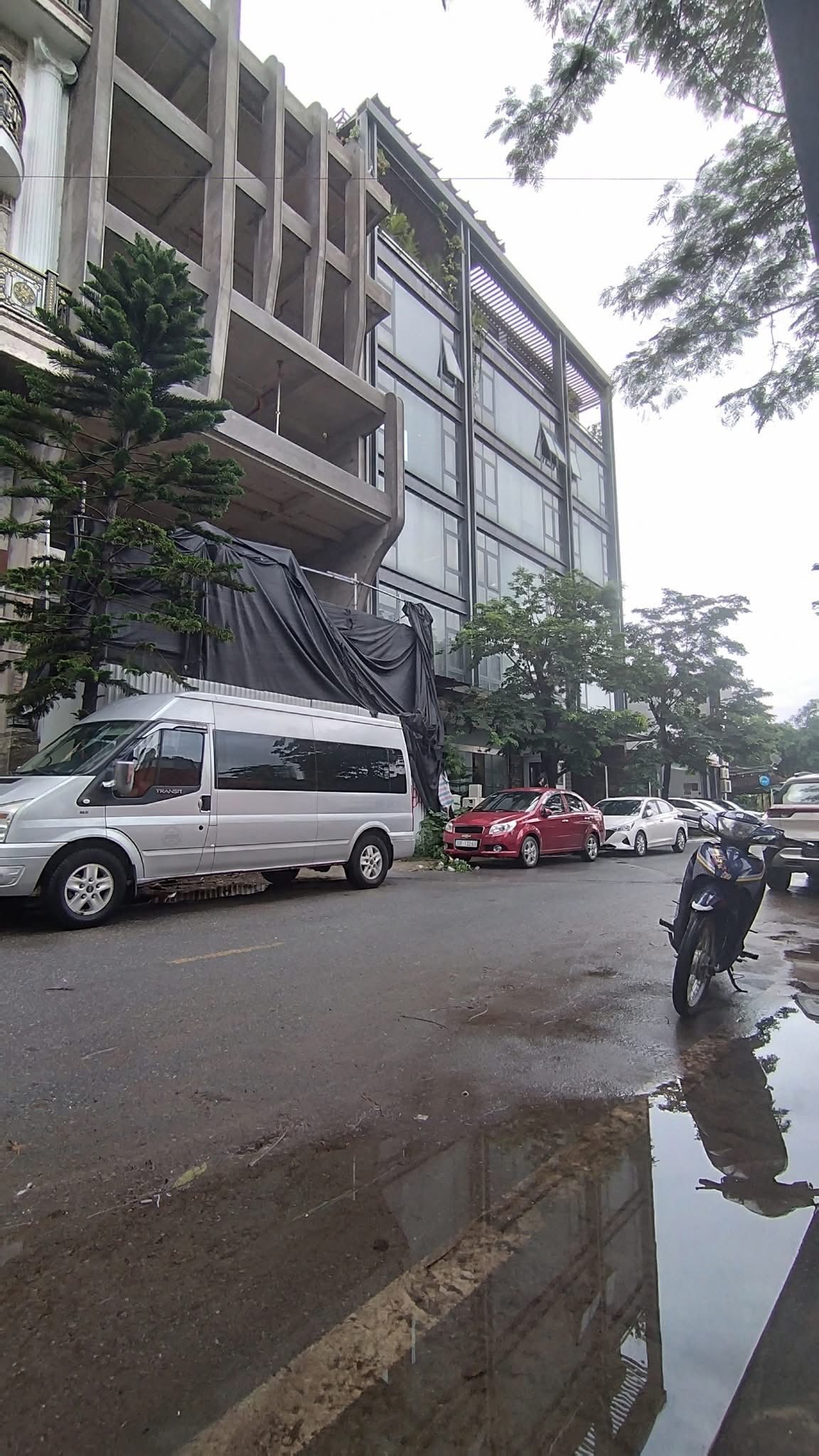 TÒA BUILDING - Phố Trần Thái Tông (Gần ĐSQ Mỹ) 155m/ 8T Thang máy/ MT 8.5m 98 Tỷ - Ảnh 1