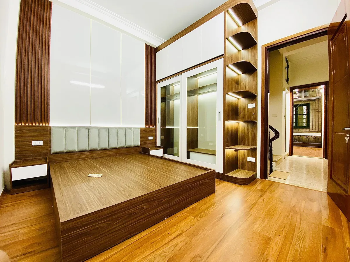 15M RA PHỐ, NGÕ NÔNG RỘNG, 5M RA Ô TÔ ĐỖ, 43M2 + 5 TẦNG - KIM GIANG THANH XUÂN . - Ảnh chính