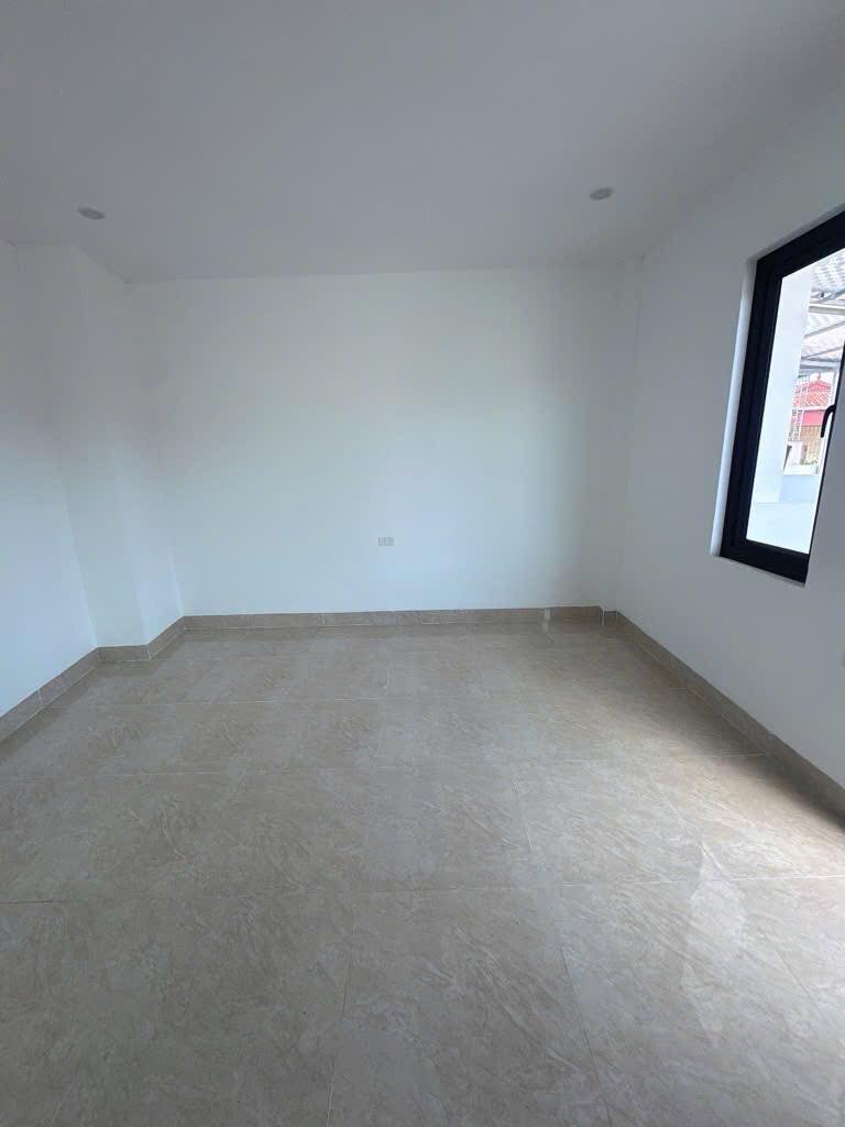CÓ 1 CĂN, HƠN 7 TỶ, NHÀ MỚI LÕI NGỌC THỤY 40M, 5T, MT 4.5M, GẦN Ô TÔ THÔNG, VÔ VÀN TIỆN ÍCH - Ảnh chính