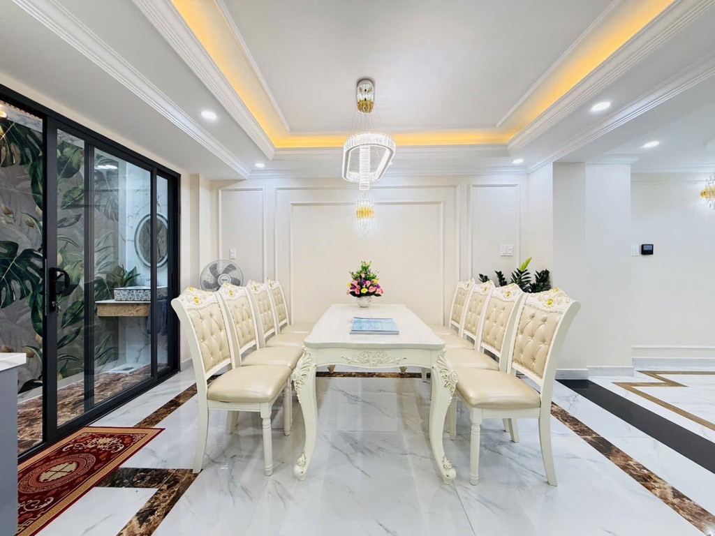 BánNhà 6tầng thang máy gần Cityland ngang5m, 70m, NTCC, 14tỷx Sổ chuẩn - Ảnh 1