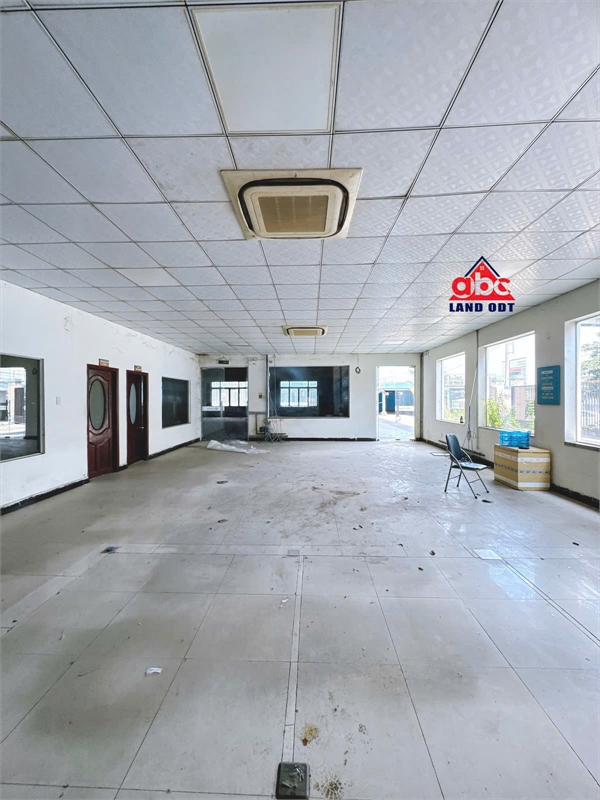 XT469 cho thuê nhà xưởng kiên cố ngành nghề SX đa dạng, dân cư đông đúc, trống xưởng - Ảnh 2