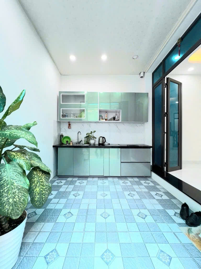 Bán Nhanh Nhà Tân Mai Ô Tô Đỗ Cửa 45m 2 Tầng 3 Ngủ 4.48 Tỷ Sổ Đỏ Riêng - Ảnh 1